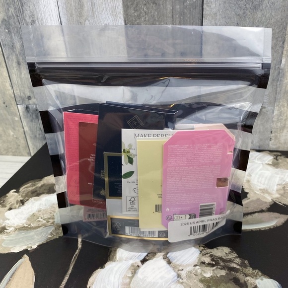 NWT Sephora Spring Designer Fragrance Sample Deluxe 12 Piece Set. - Picture 3 of 11